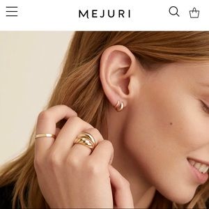 Mejuri Thin Croissant Dome Ring